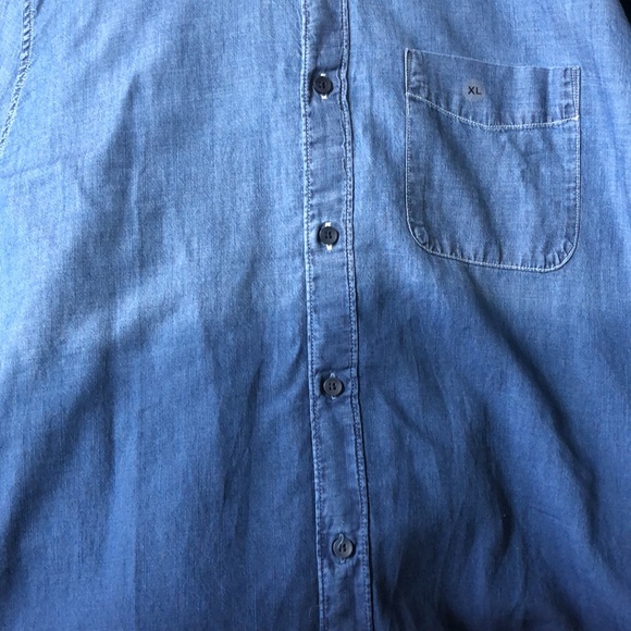 American Eagle Ombré Button Down Shirt - Picture 4 of 6